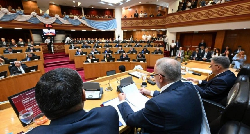 El Gobernador remarc&oacute; equilibrio fiscal y la administraci&oacute;n responsable de los recursos provinciales