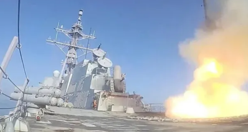 Estados Unidos asegura que hundi&oacute; 16 barcos de Ir&aacute;n en el estrecho de Ormuz