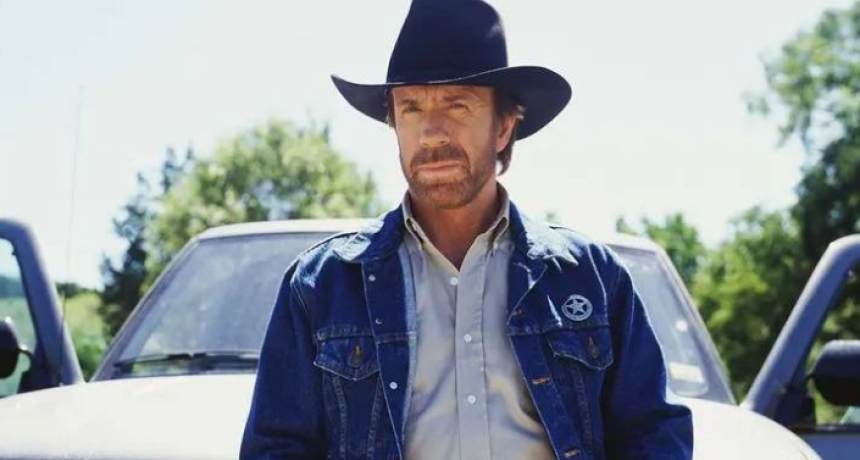 Muri&oacute; Chuck Norris a los 86 a&ntilde;os