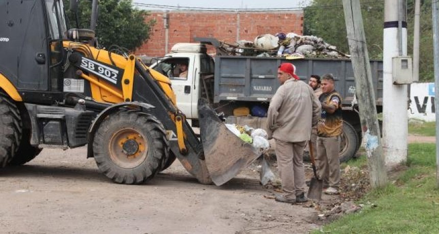 Multarán a vecinos de Banda del Río Salí que arrojen residuos en la vía pública