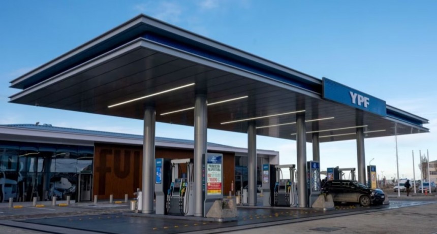  YPF anunció que bajará los precios un 4% 