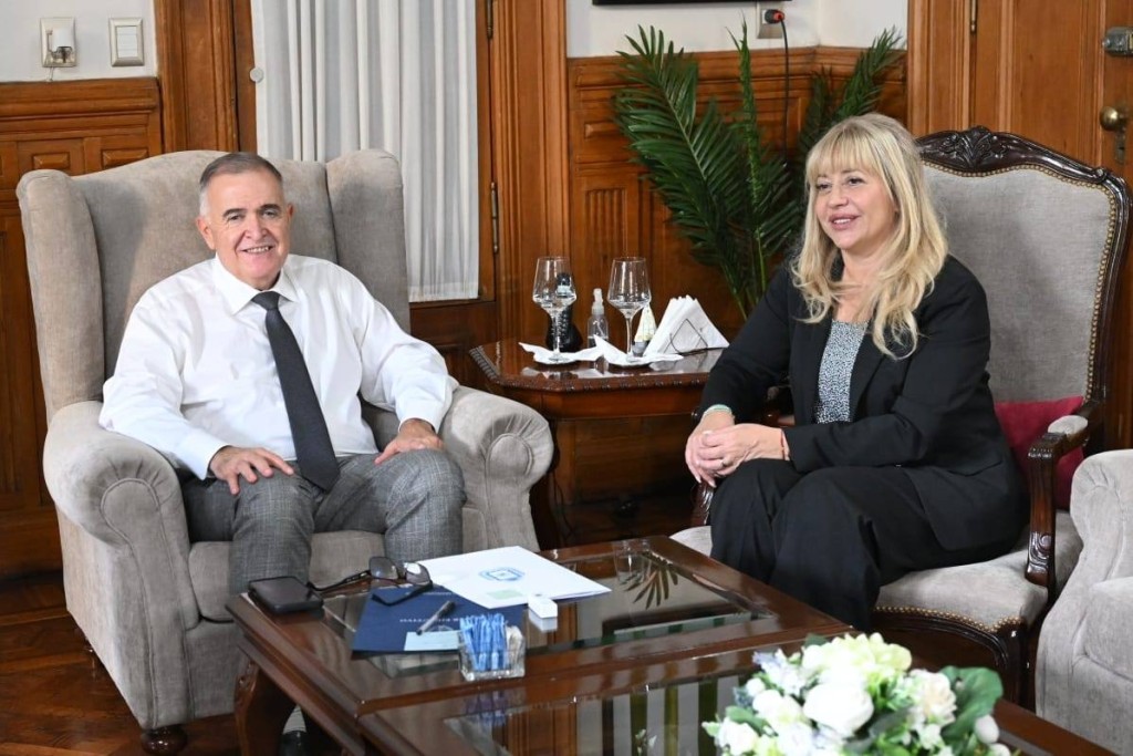 Jaldo y Chahla avanzan en gestiones para garantizar recursos municipales