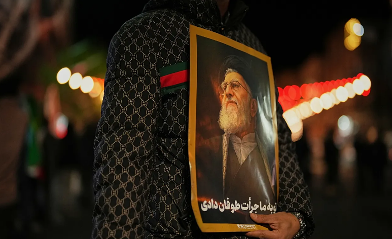 Ir&aacute;n confirma la muerte de su jefe de inteligencia