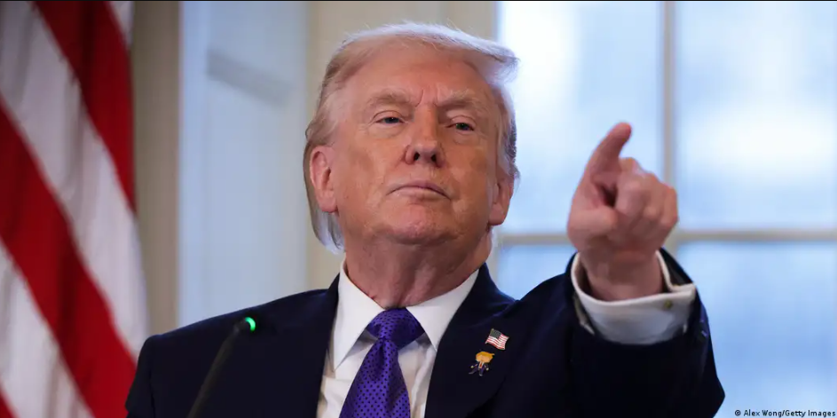 "Esta noche morir&aacute; toda una civilizaci&oacute;n": Donald Trump redobla sus amenazas a Ir&aacute;n