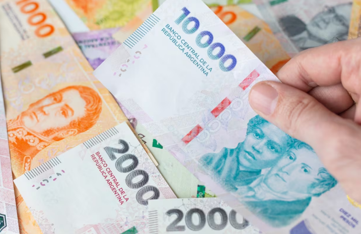 La oposici&oacute;n convoca a debatir proyectos de desendeudamiento familiar