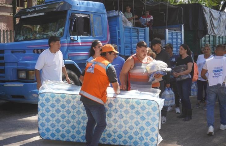 Santa Ana: ya son 1.696 las familias asistidas y contin&uacute;a el operativo tras el temporal