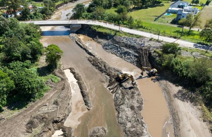 El Gobierno provincial avanza con las obras de protecci&oacute;n del r&iacute;o Chirimayo
