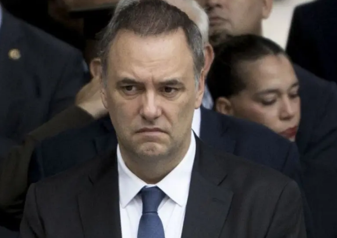 Manuel Adorni y otro viaje millonario: afirman que gasto miles de d&oacute;lares en Bariloche