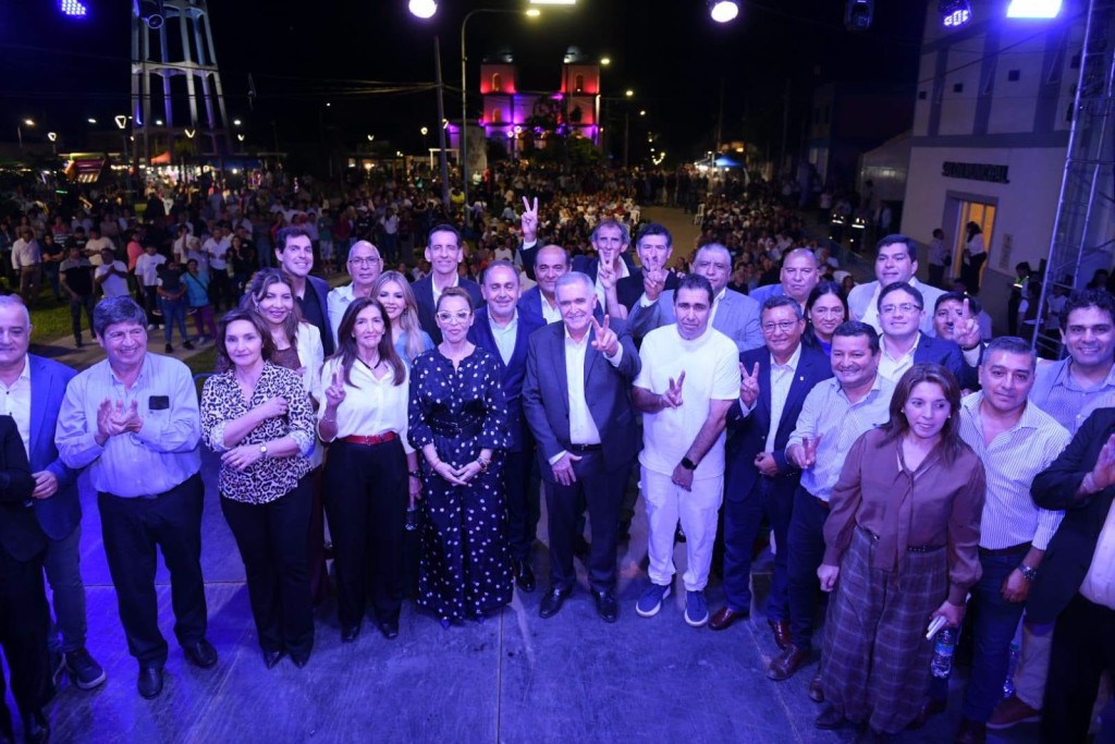 Jaldo encabez&oacute; los actos por el 50&deg; aniversario de la Municipalidad de Burruyac&uacute;