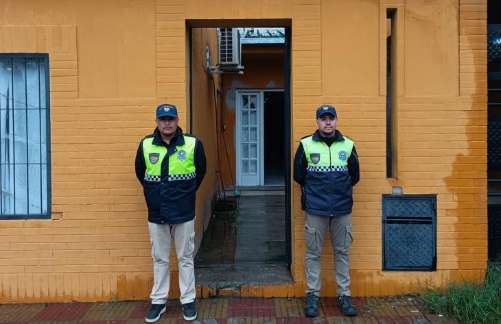 Allanan cuatro domicilios por una causa de estafa