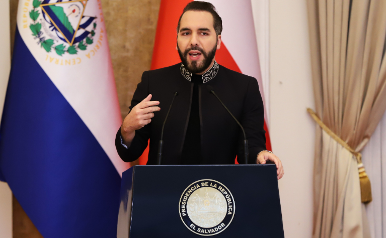 Bukele permite cadena perpetua para menores a partir de los 12 a&ntilde;os 