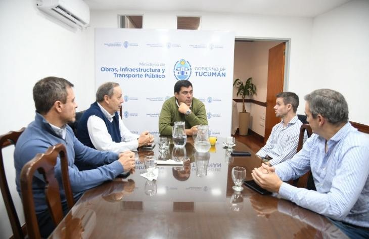 El Gobierno monitorea el avance del plan de obras en el complejo Procrear Tucum&aacute;n