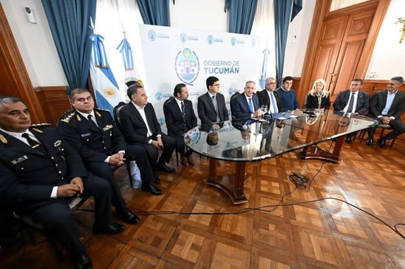 "Tucum&aacute;n est&aacute; entre las siete provincias que tiene super&aacute;vit fiscal a nivel nacional"