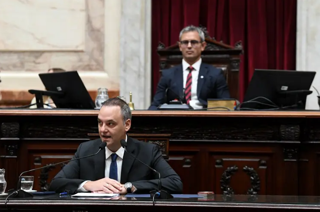 Adorni: "Quiero dejarles en claro a todos que no voy a renunciar"