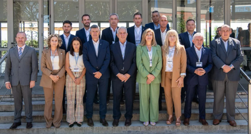 Intendentes de todo el pa&iacute;s exigen a la Naci&oacute;n una distribuci&oacute;n m&aacute;s equitativa de los recursos