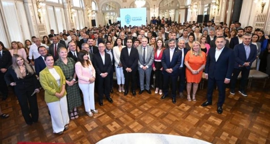Provincia, municipios y la UNT firmaron convenios para dictar carreras de Abogac&iacute;a y Contador P&uacute;blico