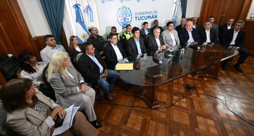 El Gobernador expres&oacute; condolencias a las familias de las v&iacute;ctimas del temporal en Tucum&aacute;n