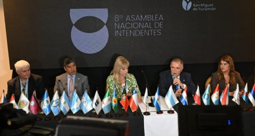 Jaldo presidi&oacute; la VIII Asamblea Nacional de Intendentes frente al Cambio Clim&aacute;tico