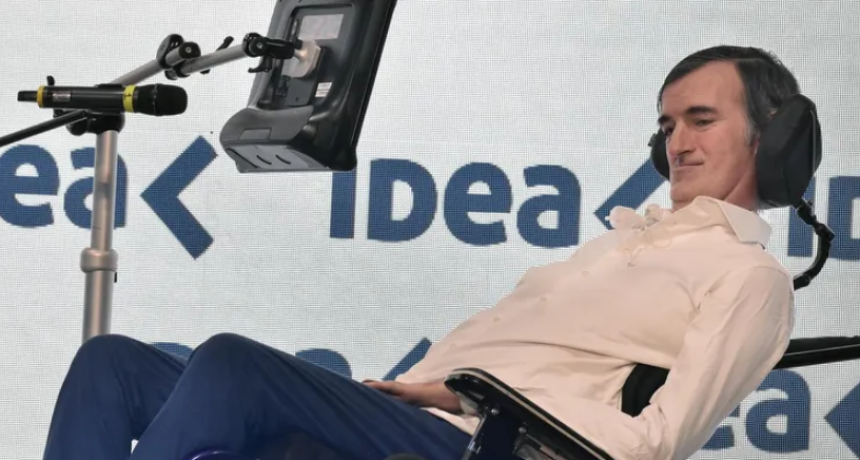 Esteban Bullrich contra una empresa financiera: 