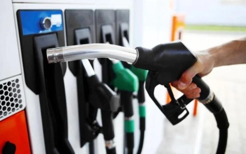 El Gobierno le puso freno al aumento de combustibles previsto para junio