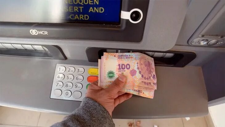 El Gobierno oficializ&oacute; el adelanto del salario m&iacute;nimo 