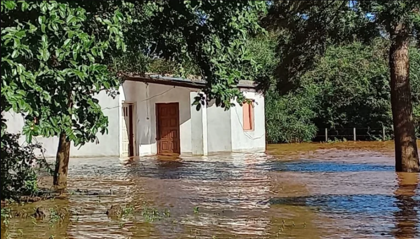 Corrientes: hay 533 evacuados por la crecida del río Uruguay