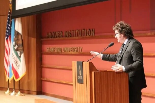 Javier Milei en Stanford: "La gente va a decidir algo para no morirse de hambre"