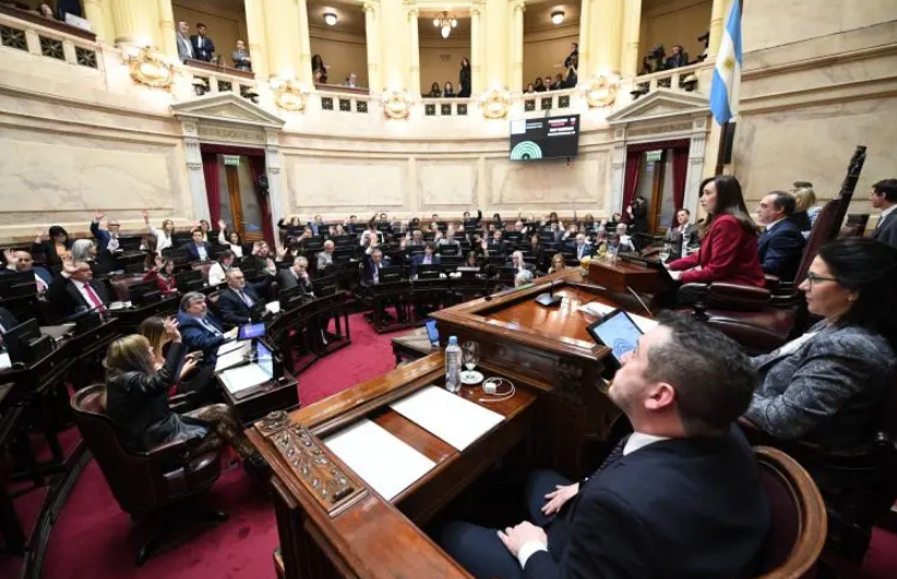 Ficha limpia podría ser ley el 7 de mayo