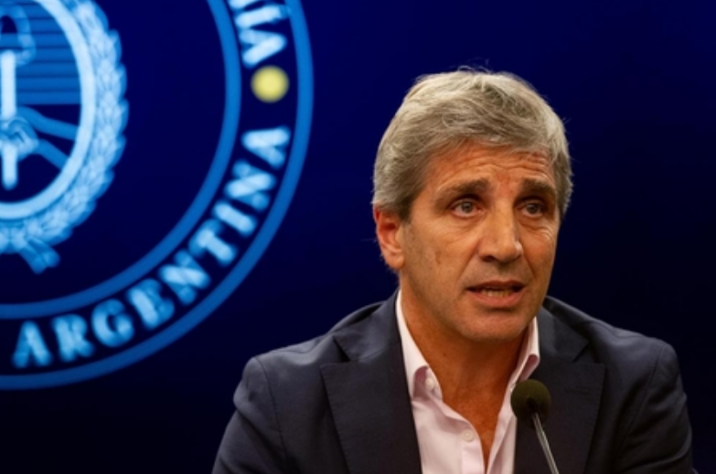 Luis Caputo: "Vamos a dividir el IVA entre Nación y provincia"