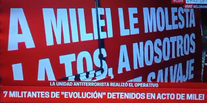 Siete militantes radicales detenidos por hacer campaña contra Javier Milei