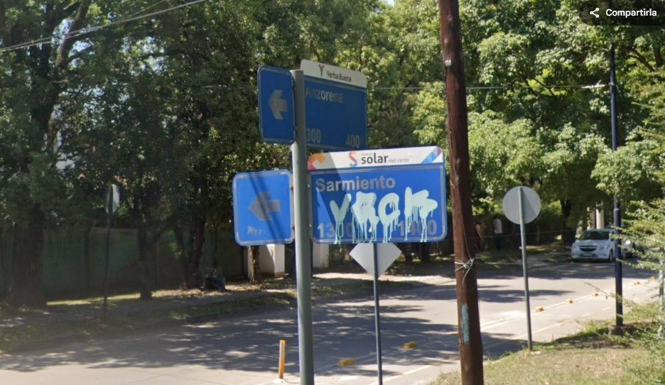 Yerba Buena: Vecinos atrapan a un sujeto que atacó con un machete a una mujer para robarle