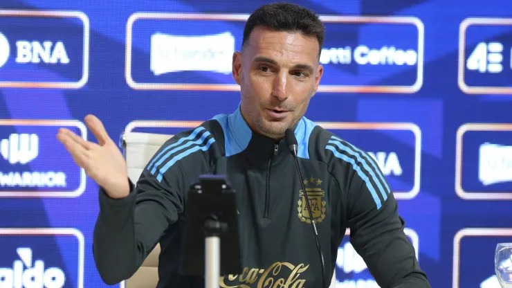 Scaloni sorprende al elegir a los 3 mejores futbolistas del momento