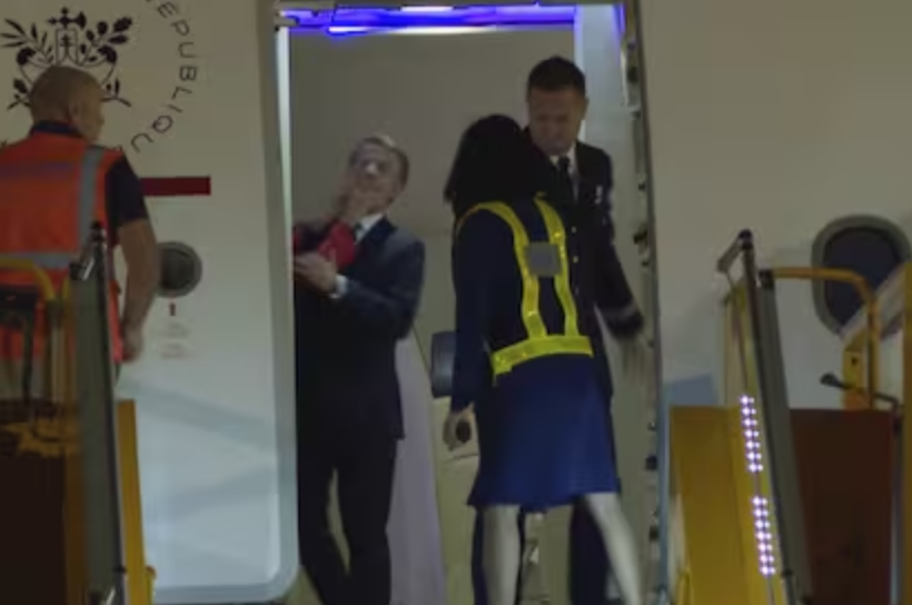 Los Macron virales por una cachetada que dicen, fue 
