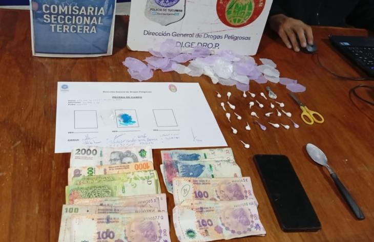 Encontraron drogas mientras allanaban varios domicilios por un hecho de robo