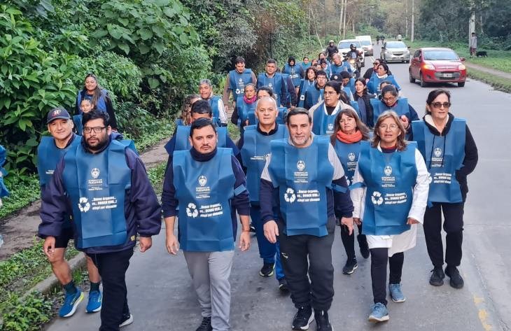 El ministro de Salud se sumó a la caminata por la vida