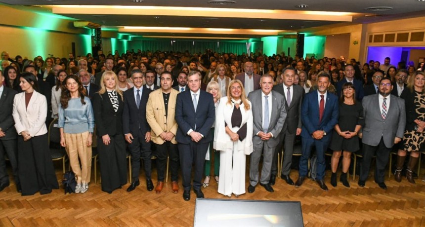 Jaldo inauguró el primer Congreso de Inteligencia Artificial en la Justicia