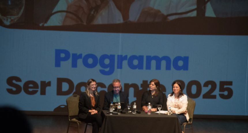 Ser Docente: arrancó el ciclo 2025 del programa municipal de capacitación para educadores tucumanos
