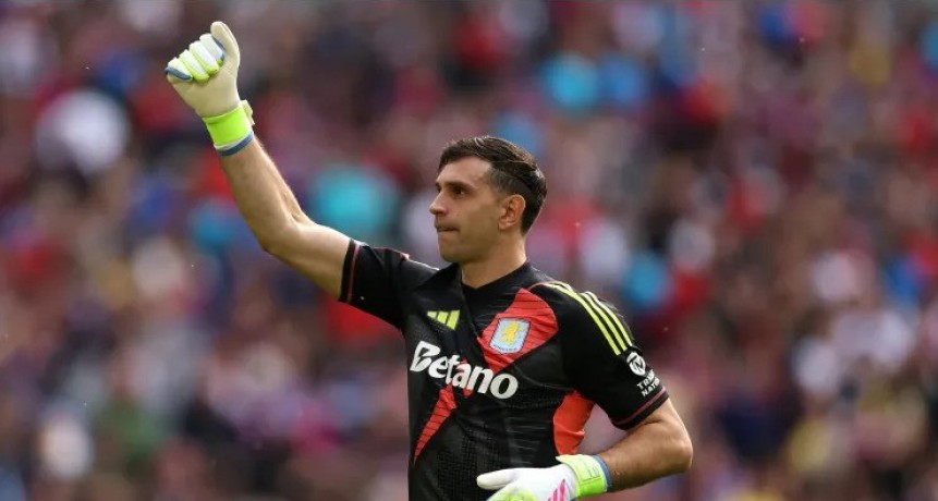 ¿Despedida?: el "Dibu Martínez" entre lágrimas tras el pitazo final del Aston Villa