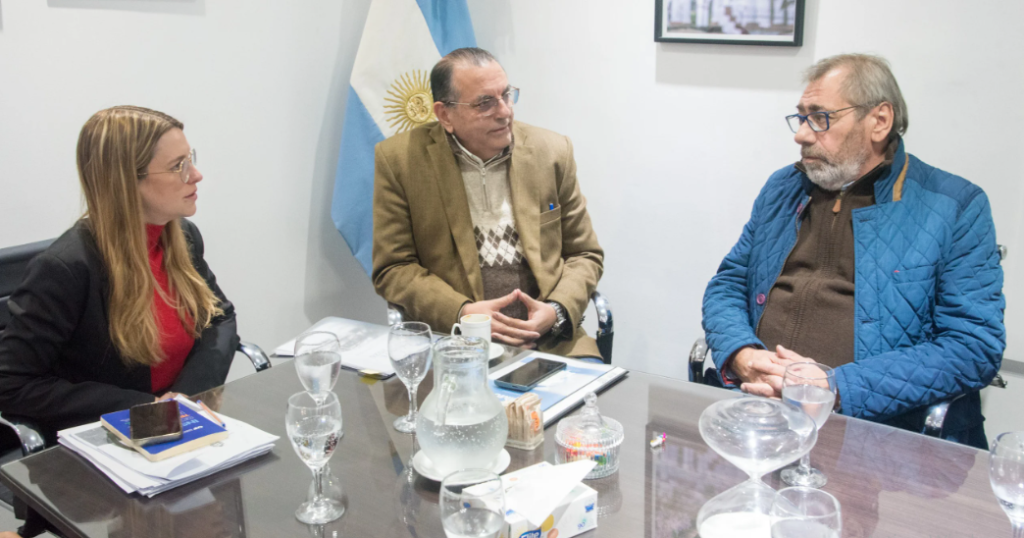 El Municipio y los empresarios del transporte profundizan el di&aacute;logo para garantizar y optimizar el servicio