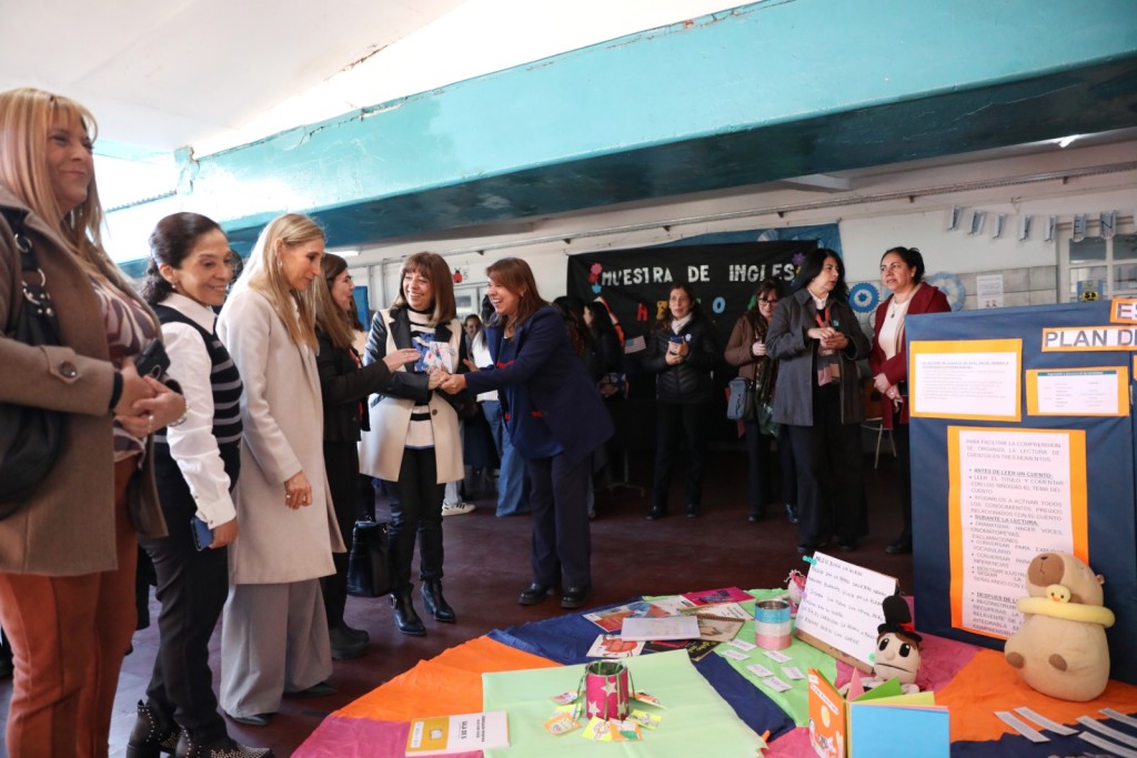 Montaldo particip&oacute; del lanzamiento de la l&iacute;nea educativa Equidad y Futuro
