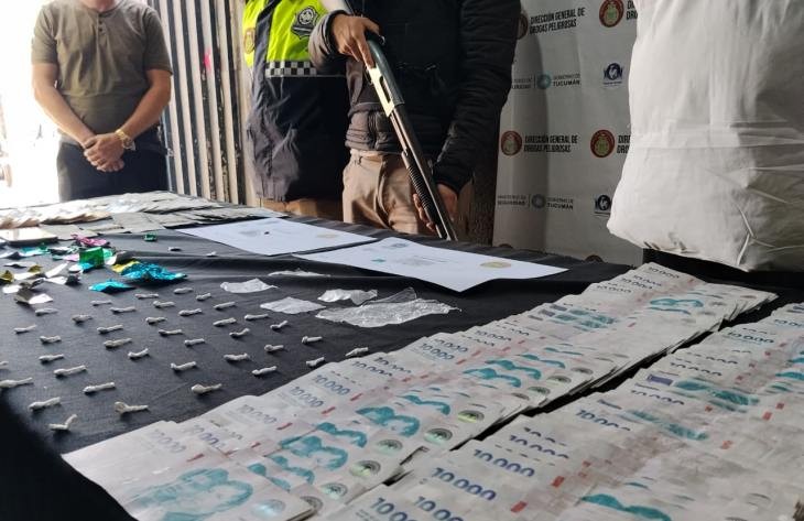  Tres kioscos de ventas de estupefacientes desbaratados y detienen a tres personas