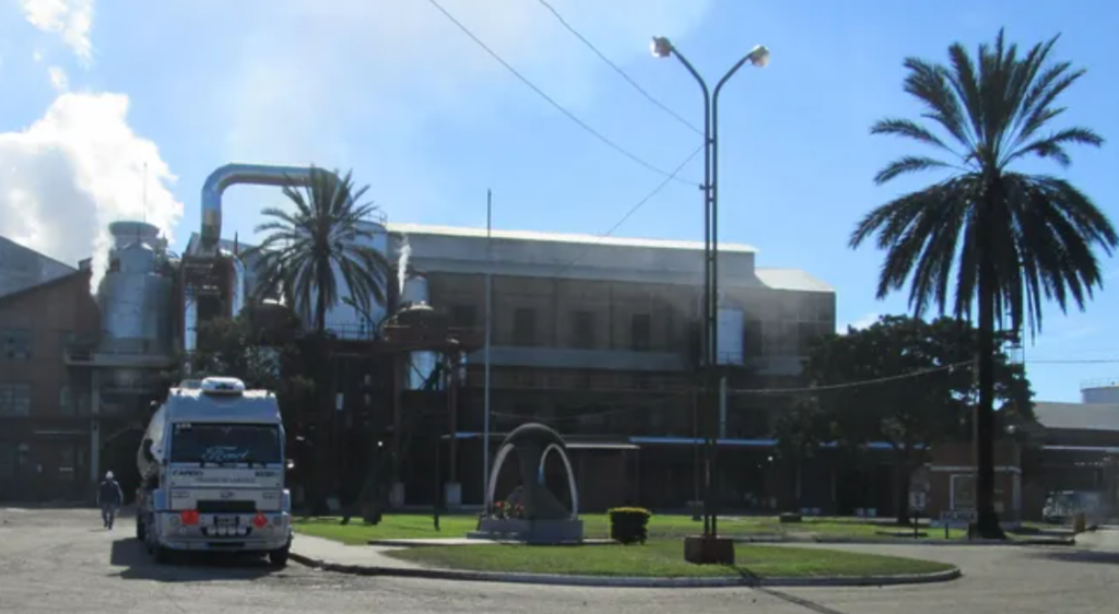 La Provincia logr&oacute; un acuerdo con YPF Refinor para reforzar el suministro de gas industrial