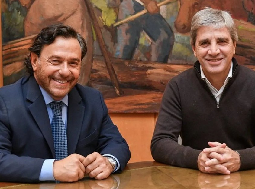 Gustavo S&aacute;enz: "La gente pas&oacute; de la bronca a la desesperanza""