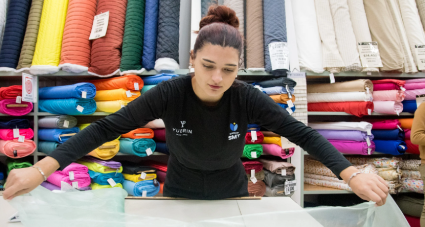 12 j&oacute;venes acceden a su primer trabajo gracias a las capacitaciones laborales del Municipio