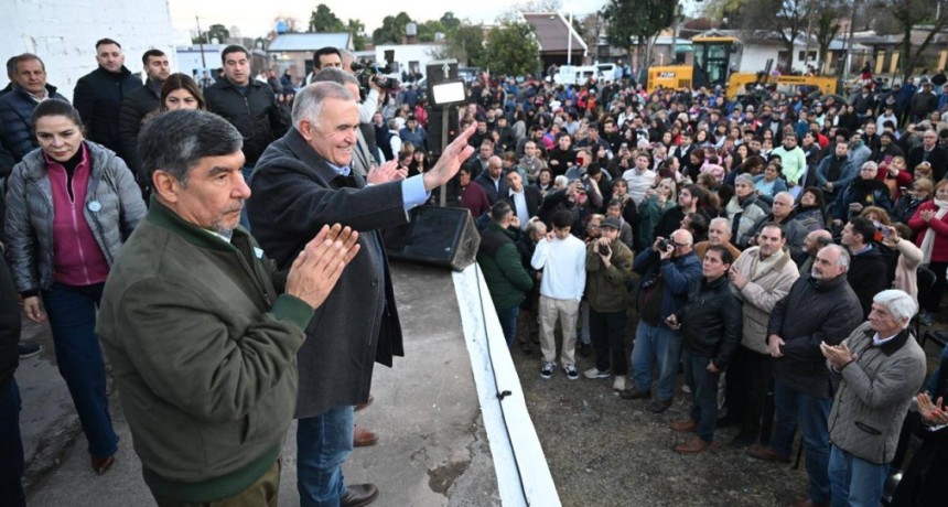Jaldo inaugur&oacute; obras de pavimento y alumbrado p&uacute;blico en Cebil Redondo