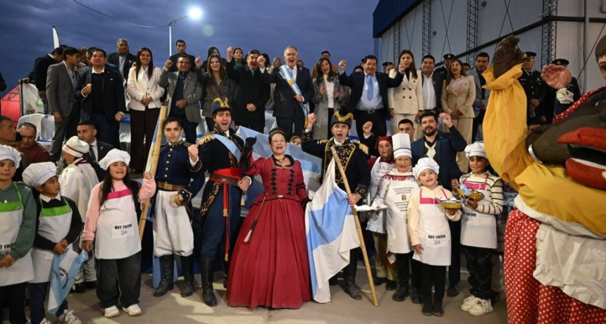 Jaldo encabez&oacute; el acto del 25 de Mayo en Famaill&aacute; y destac&oacute; la unidad