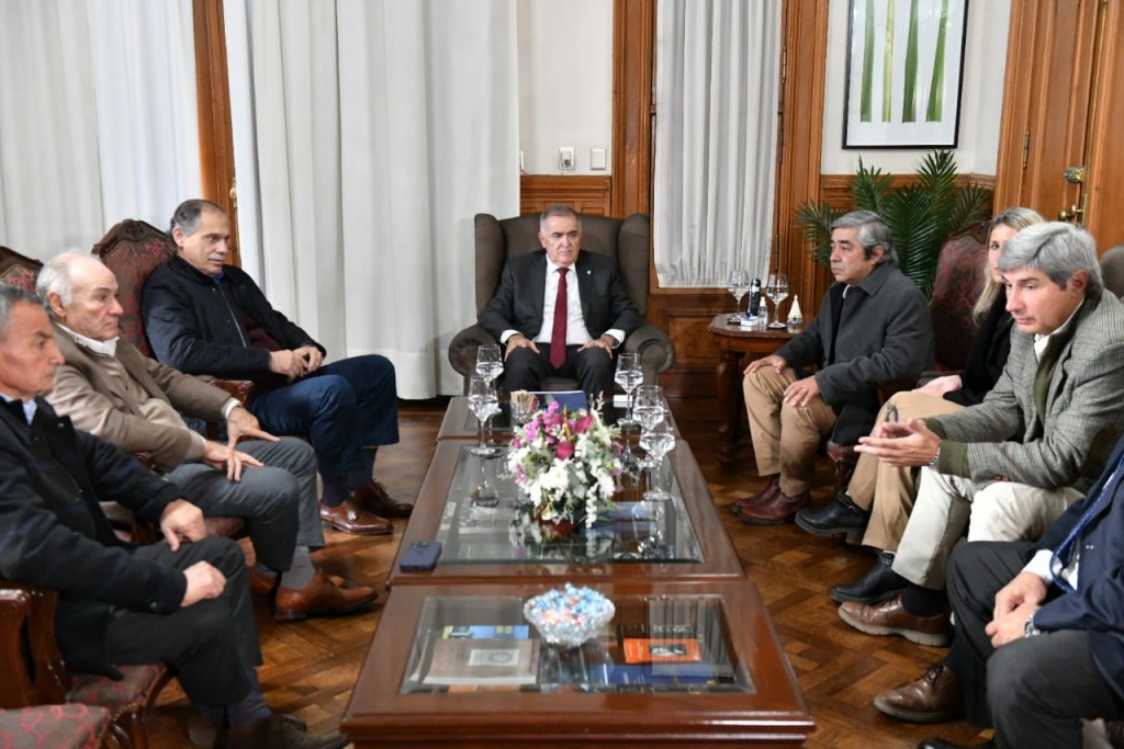 El gobernador Jaldo recibió al nuevo presidente de Acnoa