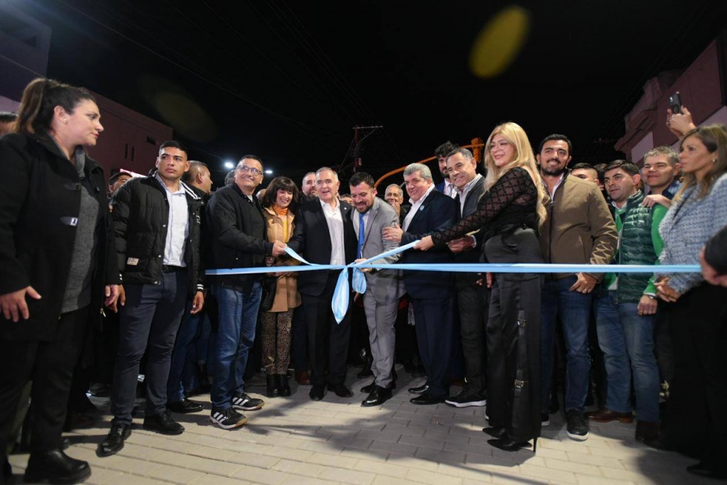 Jaldo inauguró obras de renovación urbana e infraestructura en Monteros