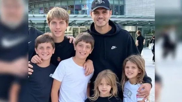 Mauro Icardi se reencontró con sus hijas