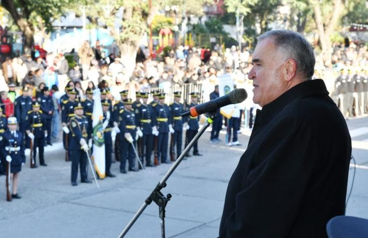 Jaldo encabezó el acto por los 84 años del Instituto de Enseñanza Superior policial